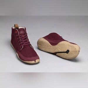 Wilding unisex Zora burgundy barefoot minimalist shoe size 39 EU 7.5 W 6.5 M